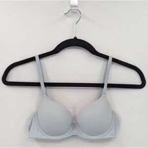 Victoria's Secret Pink Wear everywhere t-shirt lightly lined blue bra 32DD